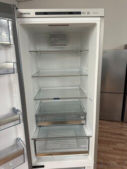 Lednice s mrazákem Siemens (113) - 6