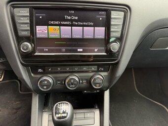 Prodám Škoda Octavia RS 2.0 TDI 135KW - KLIMATIZACE - 6