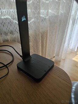 Corsair Gaming ST100 RGB Premium Headset Stand - 6