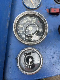 Malotraktor domácí výroby s hydraulikou - 6