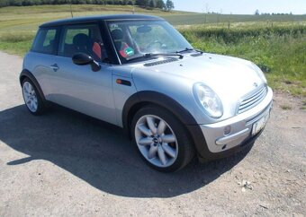 Mini Cooper 1,6 85KW perf.stav benzín automat 85 kw - 6