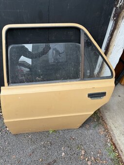 Škoda 105-136 zadní dveře - 6