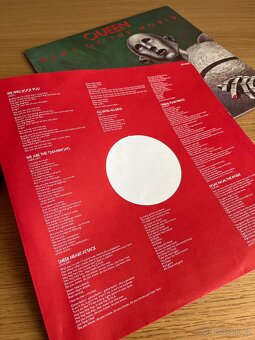 Queen – News Of The World - 6