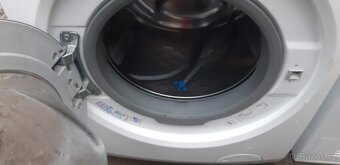 Aeg drahá prač̣ka levnĕ 9kg - 6