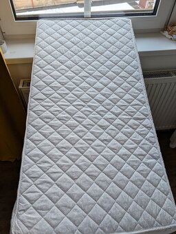 Dětská postýlka s vybavením - 6