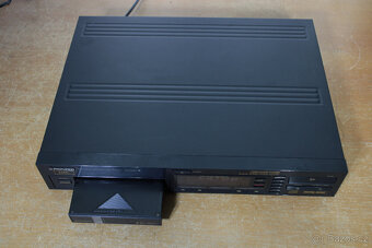 CD přehrávač / 6CD changer Pioneer. - 6