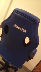Křeslo jezdců YAMAHA modré s černými panely - 6