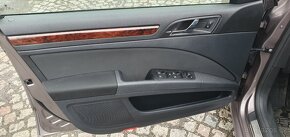 Škoda Superb Combi Eelegance 2,0Tdi CR 125kW 4x4 - 6