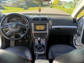 ŠKODA OCTAVIA II 2.0 TDI 103 KW - 6