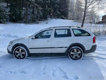 Škoda Octavia Scout 1.8 TSI 4x4 - 6