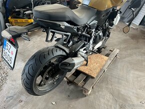 Bmw F900 XR 77KW Čr doklady Rok 6.2021 km 9tis - 6