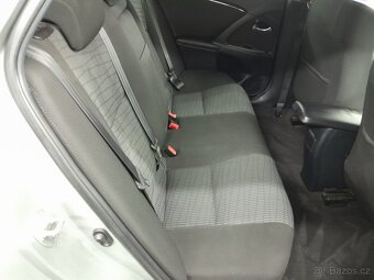 Toyota Avensis 2,0 D4D 127 - 6