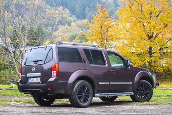 Nissan Pathfinder - 6