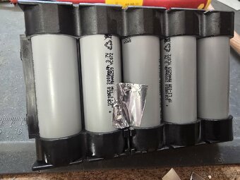 Baterie EINHELL 18V X Change 2Ah (repasované) - 6