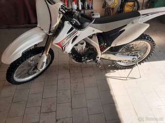 Yamaha yz 250f málo jeta jako hoby - 6