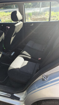 VW Golf 4 - 6