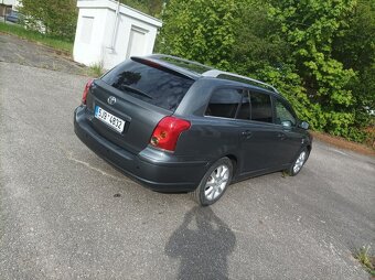 Prodám Toyota Avensis - 6