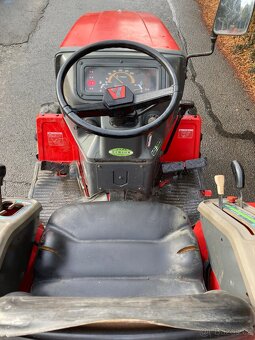 Malotraktor, Japonský traktor Yanmar F7, 17 koní - 6