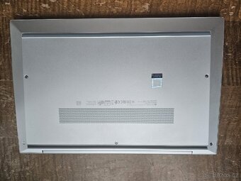 HP EliteBook 840 G7 – i5, 32 GB RAM, 256 GB SSD – pěkný stav - 6