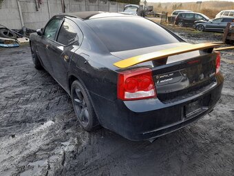 Dodge charger 6.1 srt Europe - 6