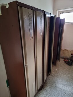 ŠATNÍ SKŘÍNĚ PLECHOVÉ / KOVOVÉ - 6