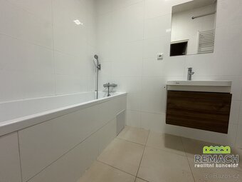 Pronájem byty 2+kk, 58 m² - Uherské Hradiště, ev.č. 03285 - 6
