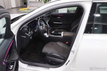 Mercedes-Benz C300d 195kW - otevřeno celý víkend do 20:00 - 6