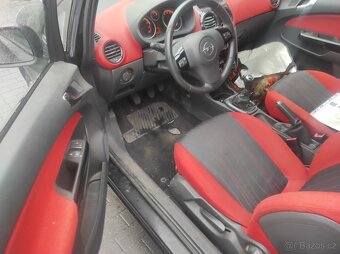 Opel Corsa D Coupe - 6