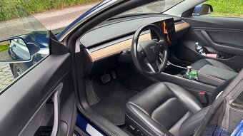 Tesla 3 DualMotor Long Range 2019 Panorama - 6