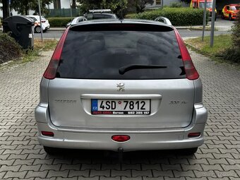 Peugeot 206 SW 1.6 HDi 80kW Quiksilver Klima Tažné ALU kola - 6