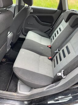Ford Focus 1.8 - 6