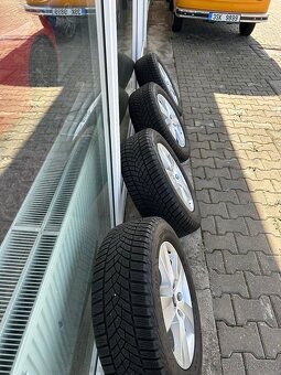 ALU Kola 16" Škoda Superb III zimní 215/60/16 - 6