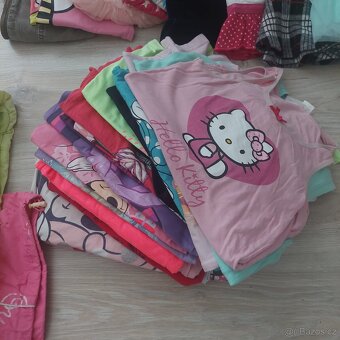 Oblečení holčička 120 až 128 - 6