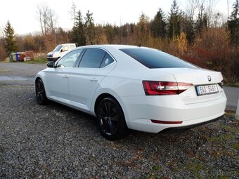 Škoda Superb 2.0 TDI 110 KW Xenon,Zachovalé,Koupeno v ČR - 6