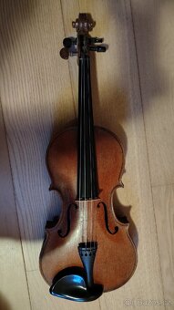 Housle starožitné 3/4. Délka zad 34 cm. - 6