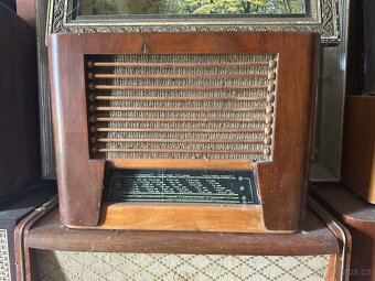 Prodám 6 starožitných rádií Tesla - 6