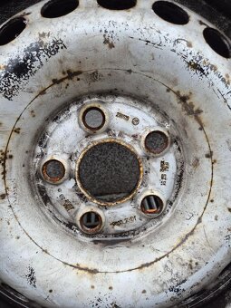 zimní pneu Falken Eurowinter z VW T5 205 55 R16c - 6