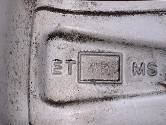 Alu kola 15" 6J ET48 zimní pneu 195/65/R15 - 6