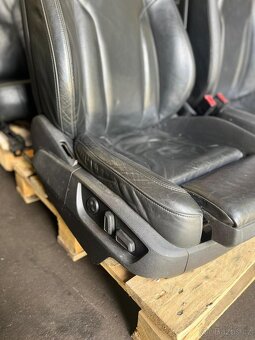 /// Sedačky Audi Q7 S-line kůže 2008 /// - 6