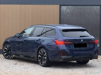 BMW 550e xDrive Touring M Sport, B&W, Pano, Ťažné, HUD - 6