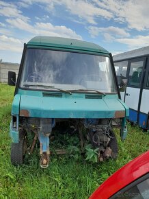 Mercedes-Benz T1 díly - 6