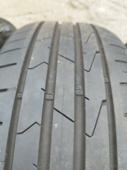 Hankook 215/55 R17 - 6