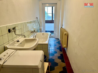 Prodej rodinného domu, 214 m², Louny, ul. Česká - 6