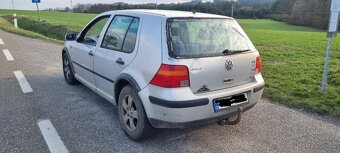 VW Golf 4 1.4 55 kw - 6