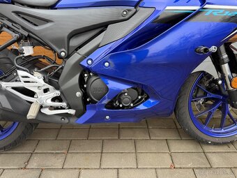 Yamaha YZF R 125 6/2025 / koupeno ČR / 1 majitel - 6