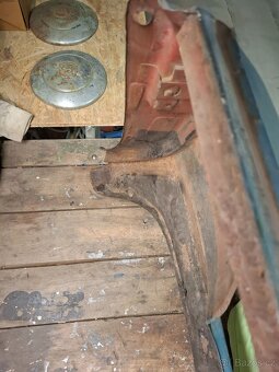 Pravý zadní blatník Škoda 1000MB 1964 - 1966 žábrový - 6