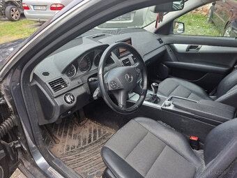 Mercedes C 250cdi rok 2009 - 6