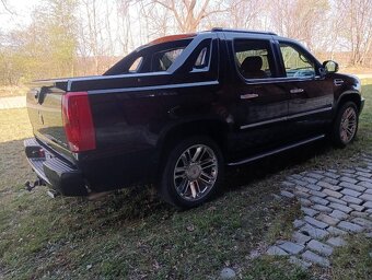 Cadillac Escalede CR doklady najeto 98000km - 6