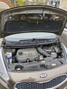 Kia Carens - 6