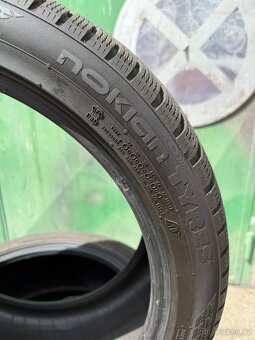 Prodám 4 x Zimní Pneu,245/40 19 a 275/35 19 - 6